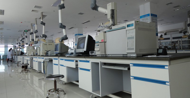 實驗室純水系統在使用時應該注意哪些問題呢 實驗室純水系統在使用時應該注意哪些問題呢